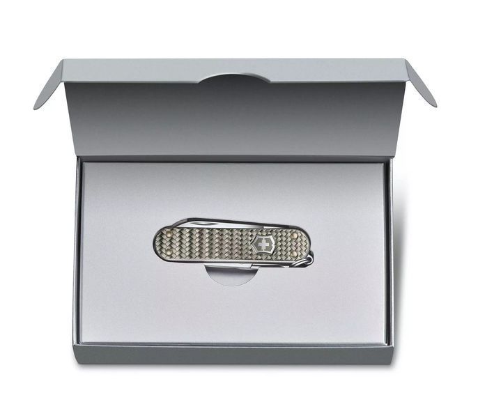 Швейцарський ніж Victorinox Classic SD Precious Alox Infinite Grey 58 мм 5 функцій Сірий рифлений (0.6221.4031G) V77552885 фото