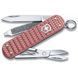 Швейцарський ніж Victorinox Classic SD Precious Alox Gentle Rose 58 мм 5 функцій Рожевий рифлений (0.6221.405G) V77552883 фото 1