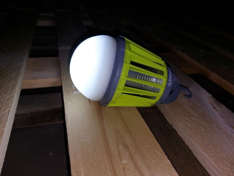 Фонарь уничтожитель комаров Ranger Easy light (RA 9933) RA9933 фото