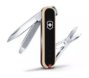 Швейцарський ніж Victorinox Classic Limited Edition Skateboarding 58мм 7 функцій (0.6223.L2003) V77552728 фото