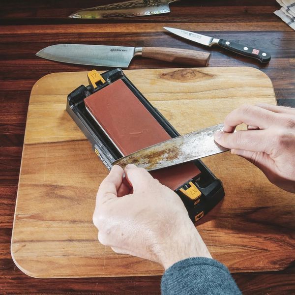 Точильный камень Work Sharp Benchtop Whetstone Sharpener WSBCHWHT-I Зернистость 1000/6000 73508 фото