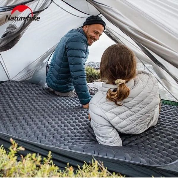 Матрац надувний надлегкий Naturehike CNH22DZ018, із мішком для надування, прямокутний Чорний 183 см 92058 фото