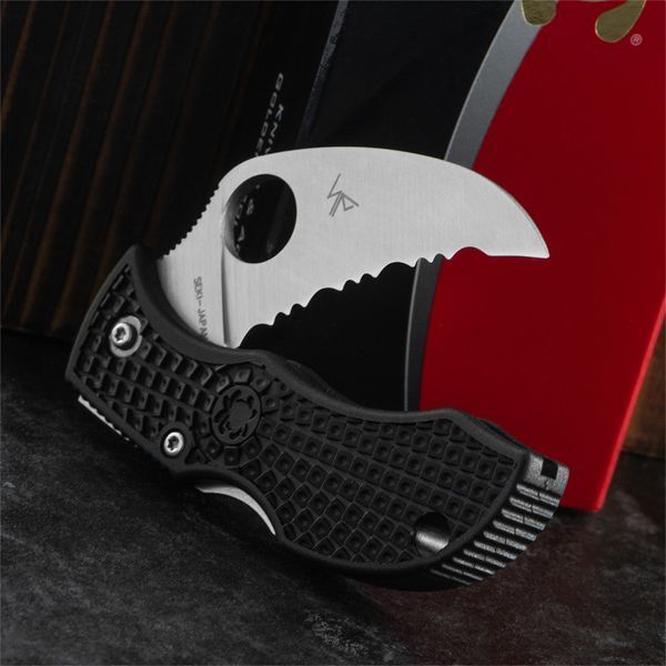 Ніж Spyderco Manbug Hawkbill VG-10 FRN Black Серрейтор MBKHBS 871717 фото