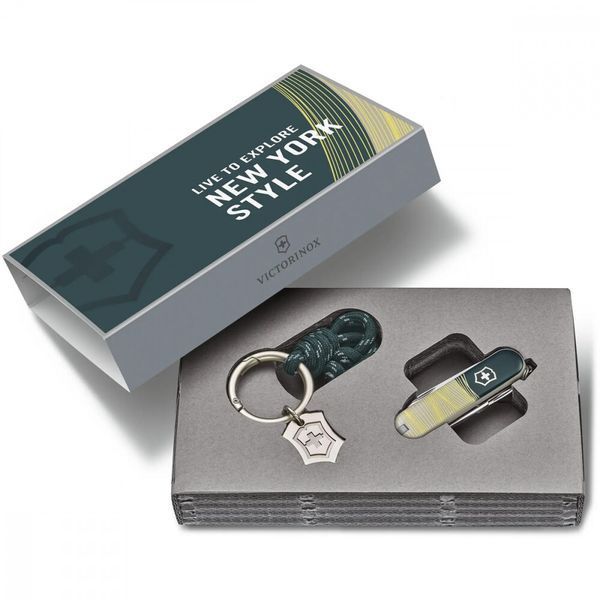 Швейцарський ніж Victorinox Сlassic SD New York Style 0.6223.E223 4008920 фото