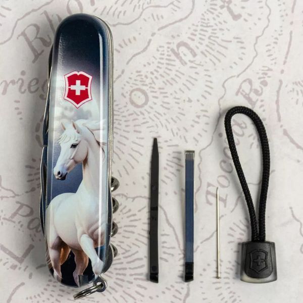 Швейцарский нож Victorinox Huntsman Zodiac Магический конь Серый глянцевый 1.3713.3_Z5280pk V77554191 фото