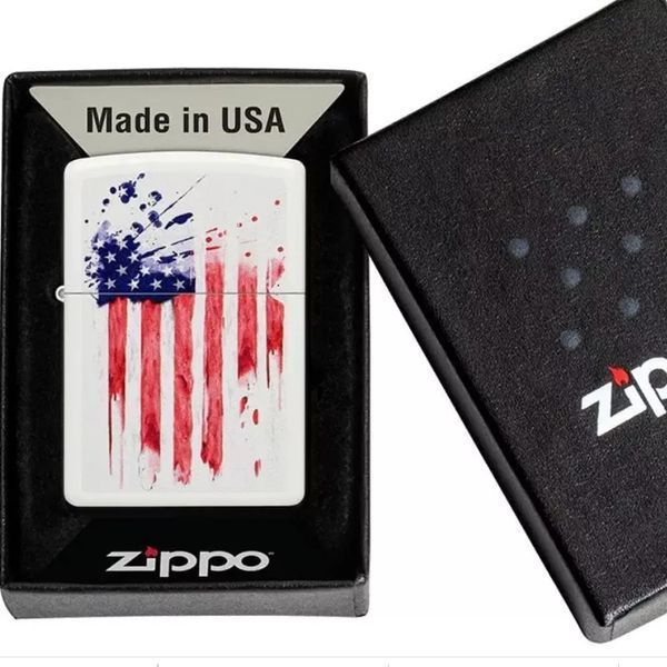 Запальничка Zippo US Flag Design Біла 49783 V77550568 фото