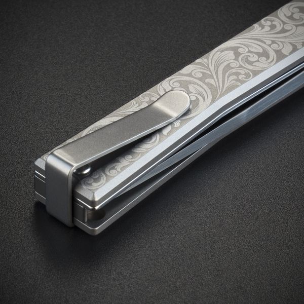 Нож Ocaso Solstice Engraved titanium Scroll Pattern Satin 10ESS 4009338 фото