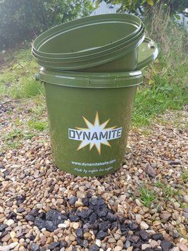 Відро для підгодовування Carp Bucket Green 11 litre Dynamite Baits (DY501) Y33440507 фото