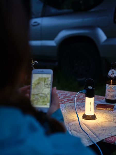Кемпінговий ліхтар Ledlenser ML6 Warm light (тепле світло) з функцією Powerbank, заряджається, 750/550/5 502084 6007787 фото