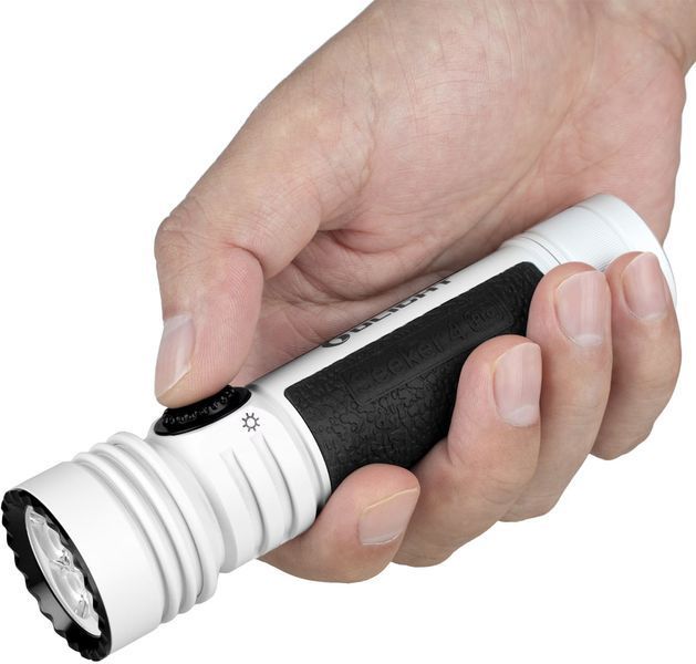 Ліхтар Olight Seeker 4 Pro White (4600 Lm) 0.0000.0830 23704822 фото
