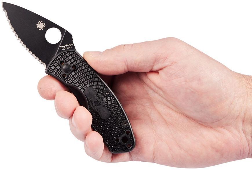 Ніж Spyderco Ambitious Lightweight Black Blade Serrated FRN Серейтор C148SBBK 871544 фото