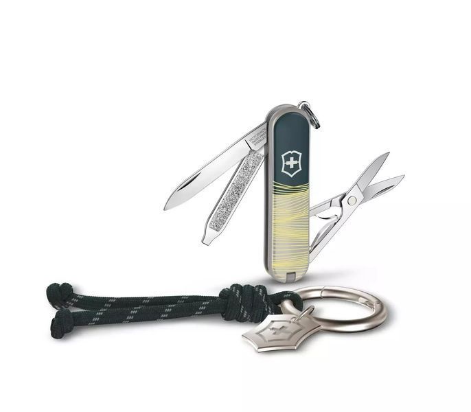 Швейцарський ніж-брелок Victorinox Classic SD New York Style Сірий 0.6223.E223 V77554119 фото