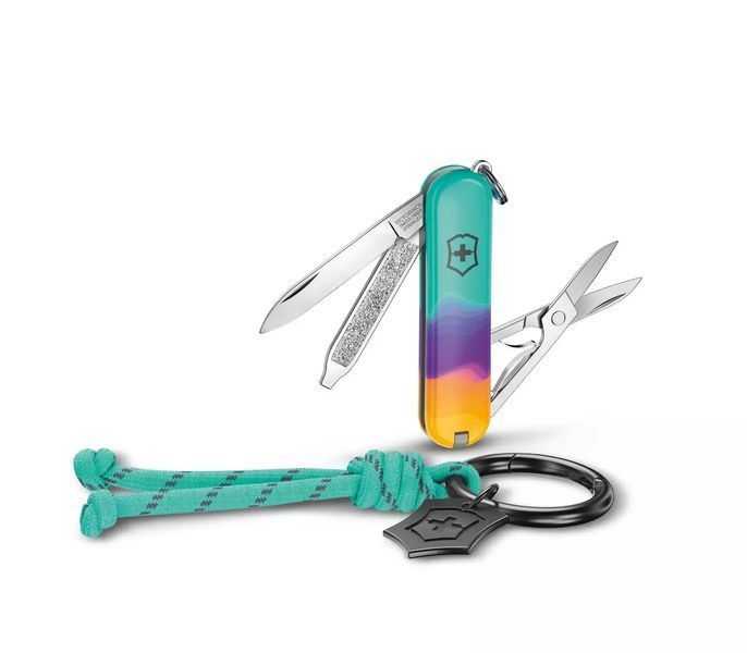 Швейцарский нож-брелок Victorinox Classic SD Sydney Style Зеленый/Фиолетовый/жёлтый 0.6223.E222 V77554118 фото