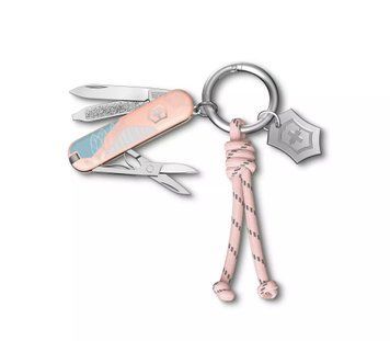 Швейцарський ніж-брелок Victorinox Classic SD Paris Style Рожевий 0.6223.E221 V77554117 фото