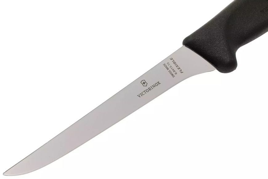 Обвалочный нож Victorinox SWISS Classic Boning Flexible гибкое с черной ручкой, подарочная коробка 6.8413.15G V77554451 фото